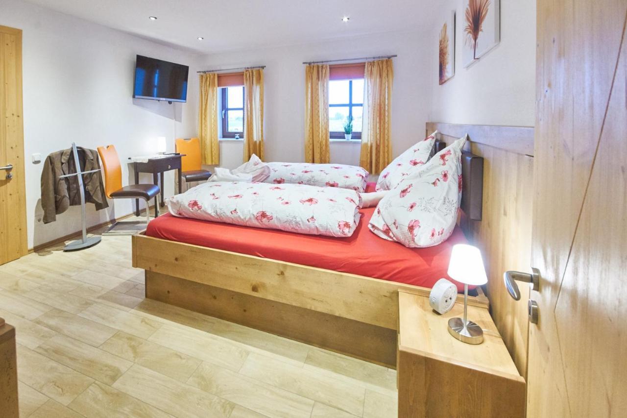 Stadel Hof Altoetting Bagian luar foto